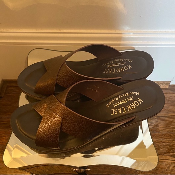 Kork Ease Brown Wedge Sandal Size 7 - Picture 6 of 6